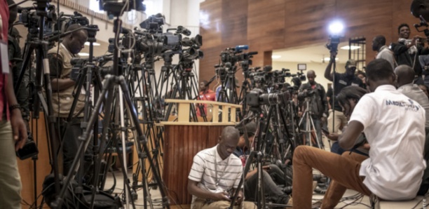 Chavirement de pirogues aux Iles de la Madeleine : Les journalistes arrêtés à Hôpital Principal de Dakar risquent des poursuites en cas de diffusion d’images