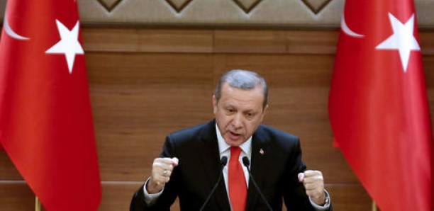 Erdogan menace l'Europe d’ouvrir les frontières aux migrants