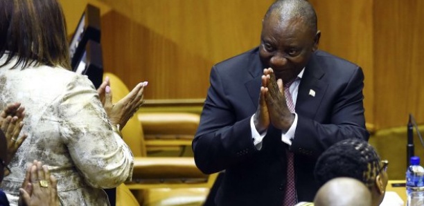 Afrique du Sud : face aux accusations, Ramaphosa contre-attaque