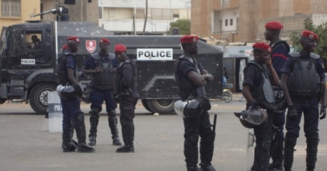 Assane Diouf ramené chez lui sous escorte policière