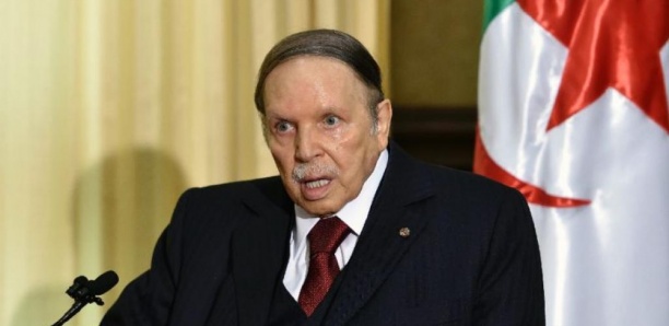 Algérie : Abdelaziz Bouteflika renonce à un 5e mandat et reporte les élections