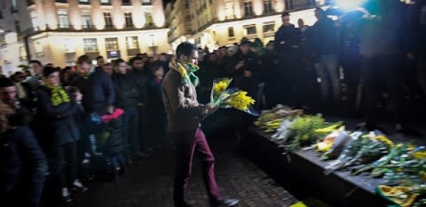 À Nantes et Cardiff, hommages et prières pour Emiliano Sala [Vidéo]