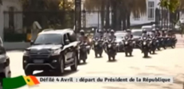 4-Avril : L'impressionnant cortège de Macky Sall au départ du Palais