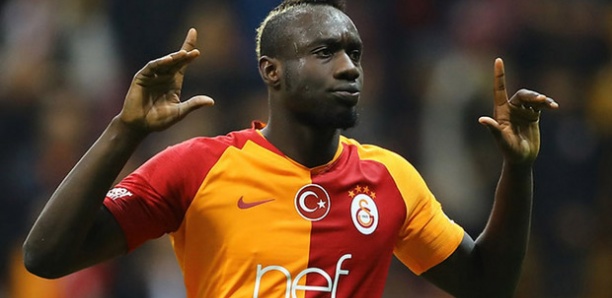 Turquie : Mbaye Diagne offre une victoire précieuse à Galatasaray et entre dans la légende