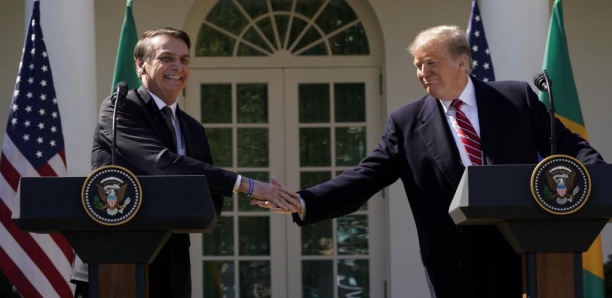 Trump et Bolsonaro affichent leur proximité à la Maison Blanche