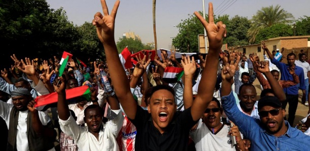 Soudan: Marche gigantesque à Khartoum pour demander un pouvoir civil