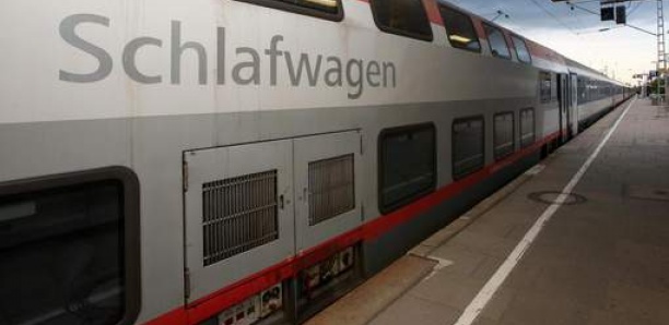 “Scandale sexuel” en Allemagne: une contrôleuse renvoyée pour avoir tourné des films X dans des trains