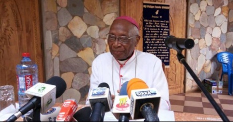 Togo : l’archevêque émérite de Lomé appelle Faure Gnassingbé à partir en 2020