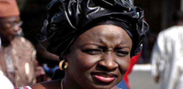 Mimi Touré:  «Le Président Macky Sall a largement satisfait aux conditions sur le parrainage»