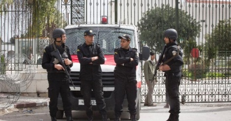 Tunisie: il menace de se faire exploser avec des pâtes