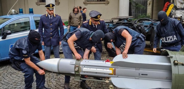 Italie: Un arsenal de guerre avec missile saisi chez l'extrême droite