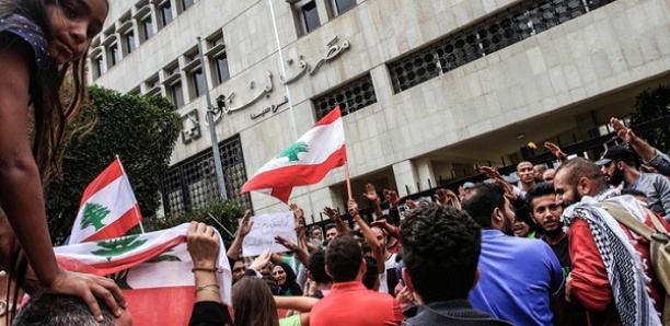Les manifestations se poursuivent au Liban après la démission du Premier ministre