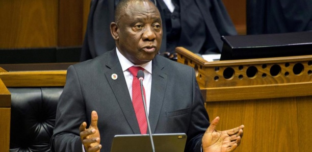 Afrique du Sud: Cyril Ramaphosa accusé d’avoir «trompé le parlement»
