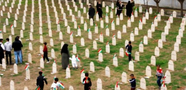 Trente ans après, les Kurdes rendent hommage aux 5.000 des leurs gazés à Halabja