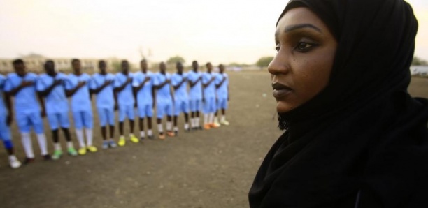 Soudan: Salma al-Majidi, première femme coach d'un club de foot masculin