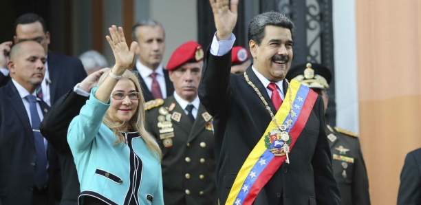 Venezuela : Maduro suspend le dialogue avec l'opposition en représailles aux sanctions américaines