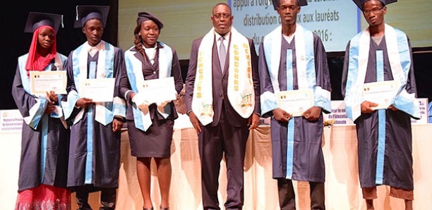 Concours général 2019:  Macky célèbre les meilleurs élèves du Sénégal