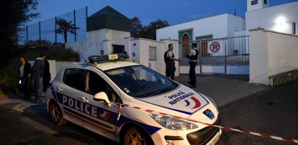 L’assaillant de la mosquée de Bayonne devant le juge malgré “une altération partielle de son discernement”