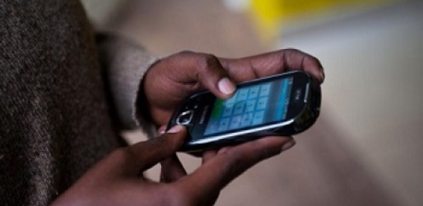 Le business de téléphones mobiles d'occasion, un nouveau souffle pour l'informel