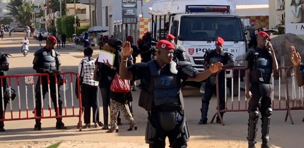 Confrontation Adji Sarr Sonko La Maison Du Leader De Pastef Encore