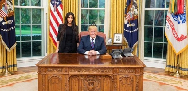 Photos : Kim Kardashian fait son grand retour à la Maison Blanche !
