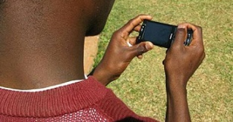 Bac 2017 : 46 Téléphones portables saisis au Lycée Valdiodio Ndiaye