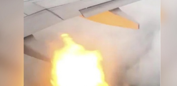 Pensant mourir, les passagers d'un avion en feu envoient des messages d'adieu à leurs proches