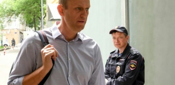 Russie: Alexeï Navalny poursuivi pour « diffamation » à peine sorti de prison