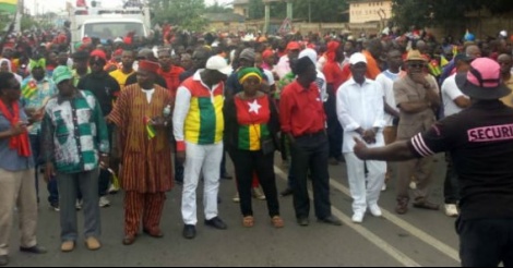 Togo : plusieurs milliers de personnes manifestent contre le pouvoir à Lomé