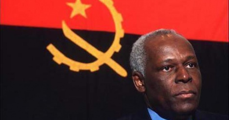 Dos Santos ne se représentera pas à la présidence en Angola