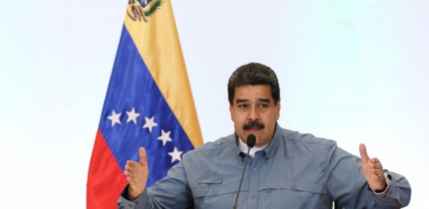 Maduro qualifie l'aide humanitaire de «miettes de nourriture pourrie»
