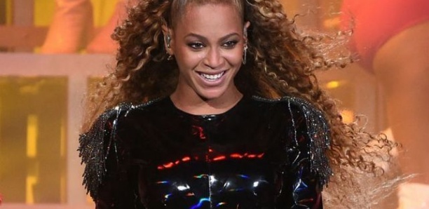 Beyoncé : Hystérie totale après une nouvelle mise en scène avec ses jumeaux !