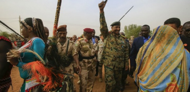 Au Soudan, une grande manifestation attendue et les militaires appelés à la retenue