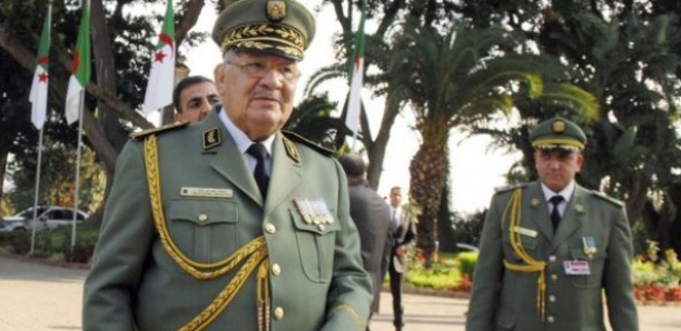 Algérie : l’armée appelle à « accélérer » l’organisation de la présidentielle