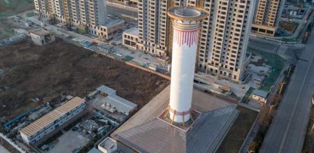 Une cheminée à air pur nettoie l'atmosphère chinois