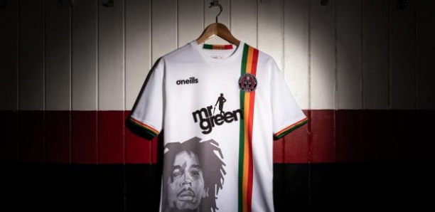 Bob Marley s'affiche sur le maillot d'un club irlandais